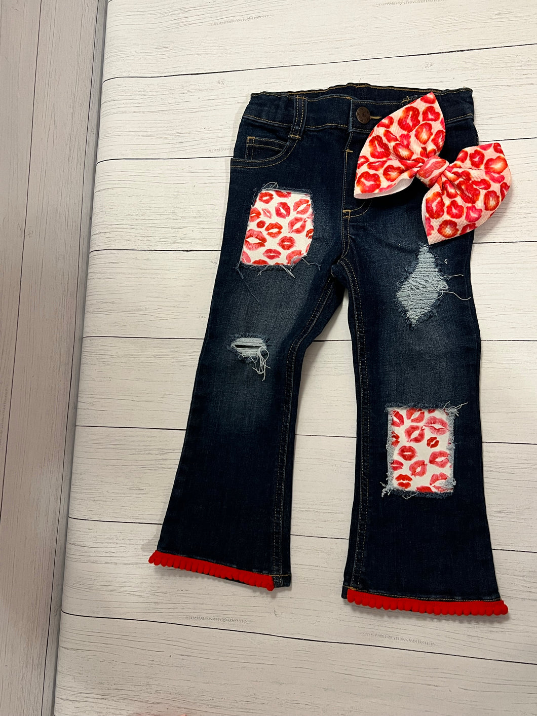 Red Lips Jeans 3T
